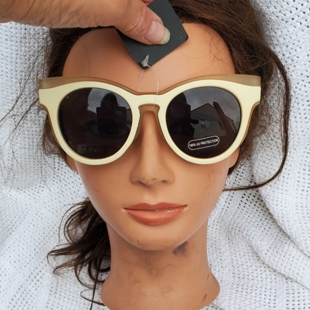 Fantas- Eyes Double Decker sunglasses NWT